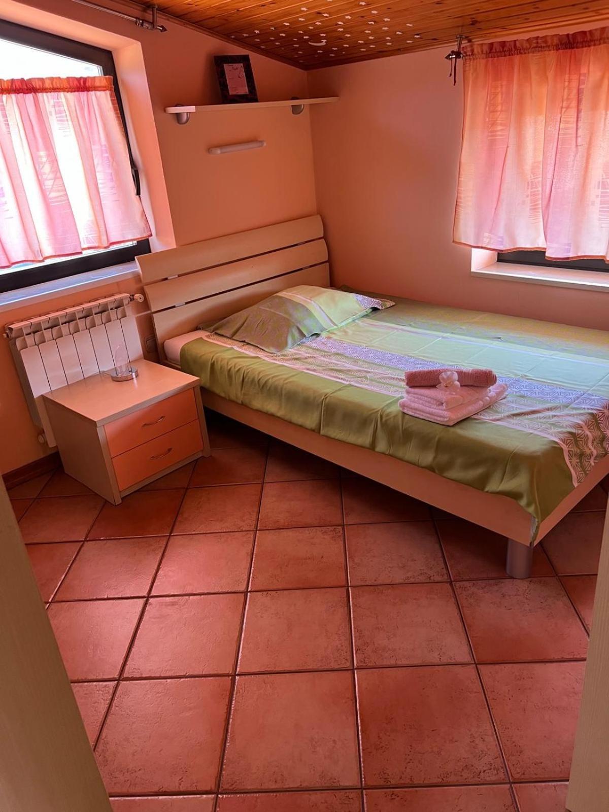 Apartma Mimi Dekani Zewnętrze zdjęcie